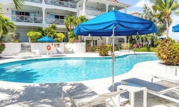 The Bight Apartment | Shore to Please - Large Studio Condo with Patio
