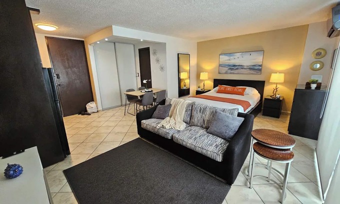 Isla Verde Apartment | Short walk to beach, Hotel San Juan, & restaurants! 2-bed studio in Isla Verde