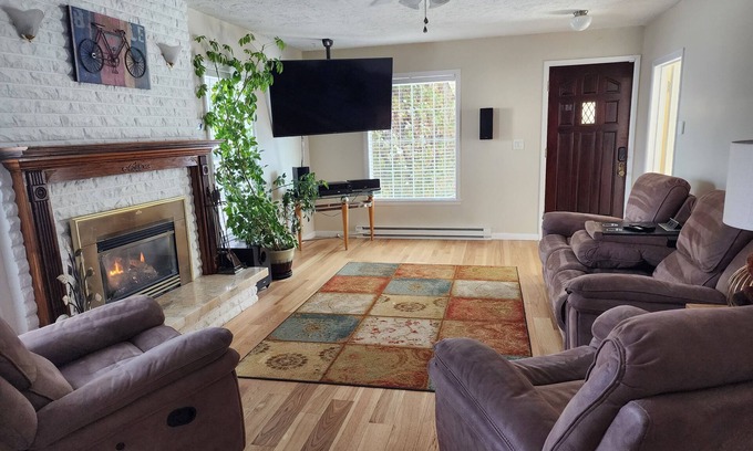 Idaho Falls House | Short Walk to Historic Downtown and Greenbelt!
