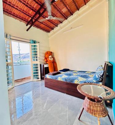 Jejuri House | Shree Samartha Guest House