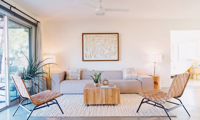 Joshua Tree Highlands House | Sienna Sky House - 5 min from Joshua Tree Park Entrance + Hot Tub + Views!