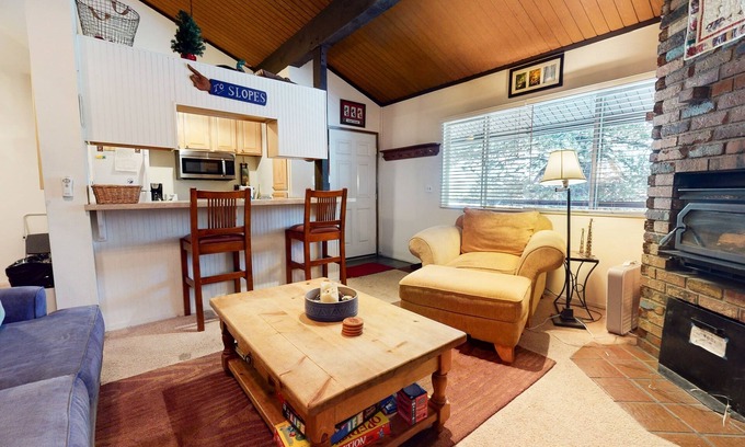 Mammoth Lakes Condo | Sierra Manors 75 Cozy and Comfy Condo, On the Shuttle Route by RedAwning