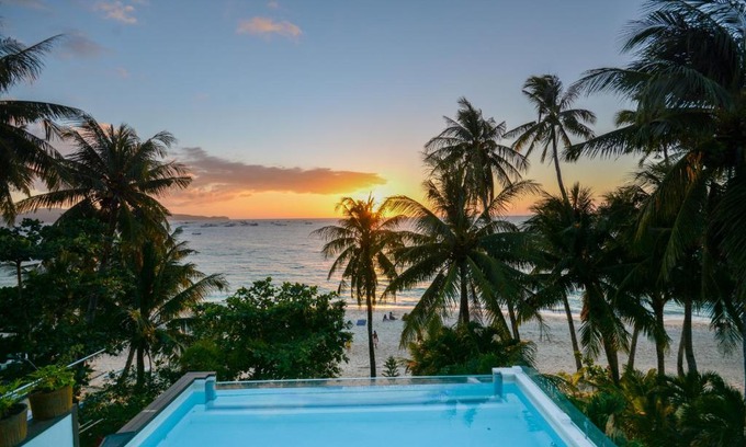 Manoc-Manoc Hotel | Signature Boracay Blue
