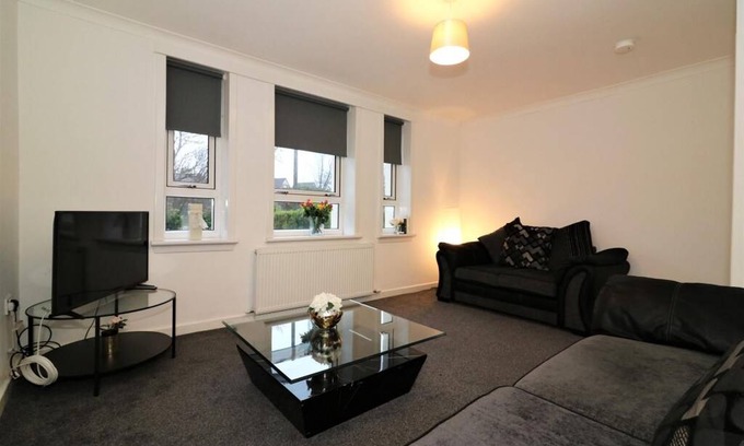 Cumbernauld Apartment | Signature - Carrick View Cumbernauld
