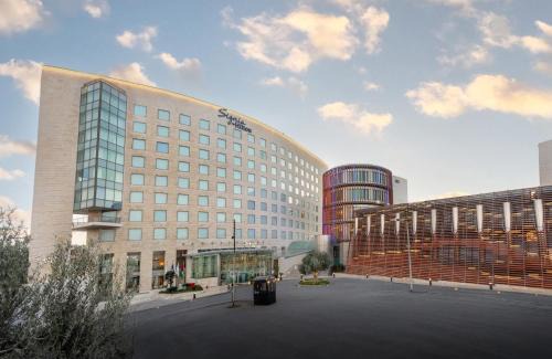 Ash Shumaysani Hotel | Signia by Hilton