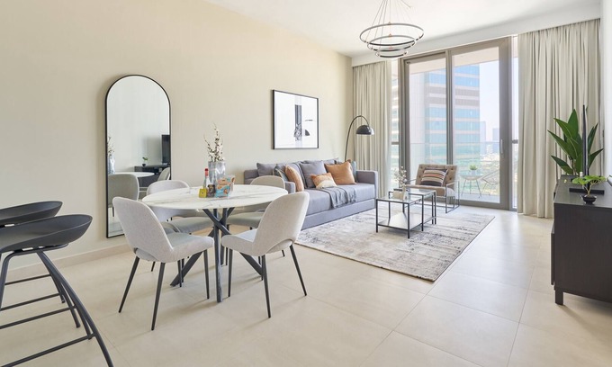 Za'abeel 2 Apartment | Silkhaus Family Friendly | Baby Items Available