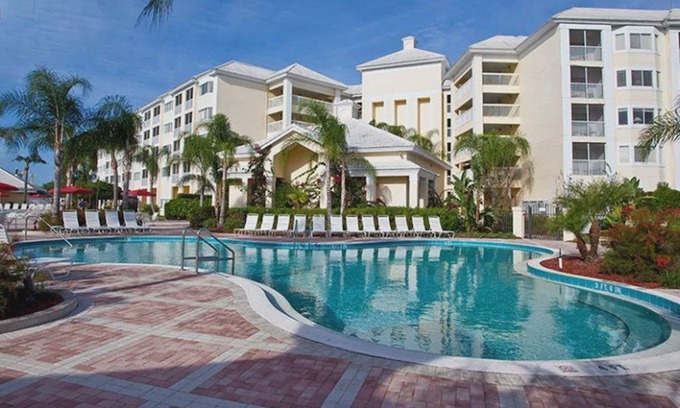 Florida Central Atlantic Coast Condo | Silver Lake Resort - 2BR Suite/Sleeps 6 - Friday Check-in