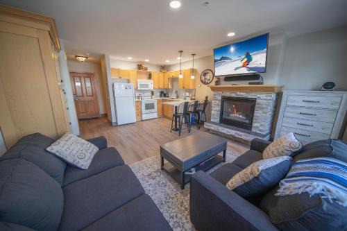 River Run House | Silver Mill 8211 by SummitCove Lodging