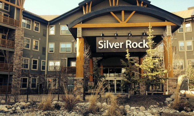 East Kootenay Condo | Silver Rock Condos | Hot Tub | Steam Room | Indoor Pool | Mountain View