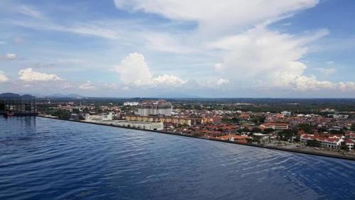 Malacca City Apartment | Silverscape Seaview Suite Melaka @ FREE WIFI