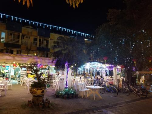 Islands District House | Silverview Resort Holiday