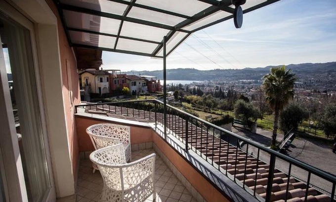 Renzano Apartment | Silvi's Home - Lake View