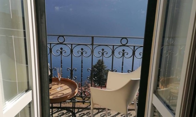 Carate Urio Apartment | SIMO HOUSE, STUNNING LAKE VIEW, BALCONY