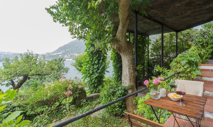Blevio Apartment | Simon s Apartment With Amazing View
