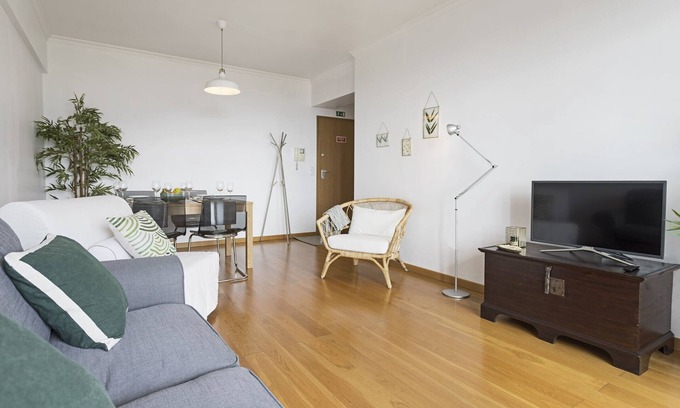 Sao Martinho Apartment | Simplicidade com vista para o mar, Barreiros I