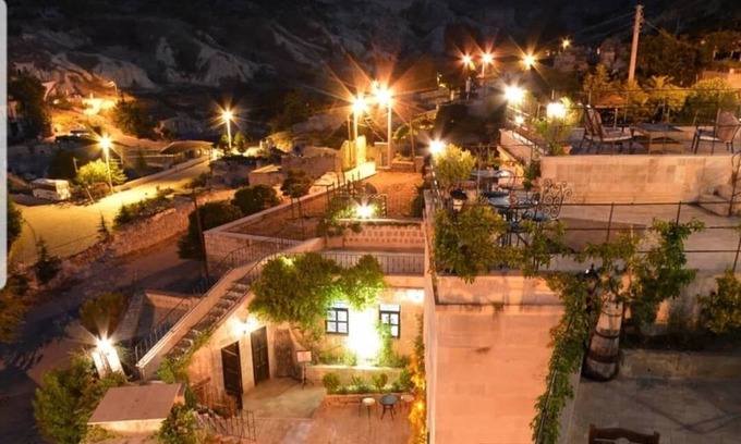 Mustafapasa Hotel | Sinasos Palace Cave Hotel