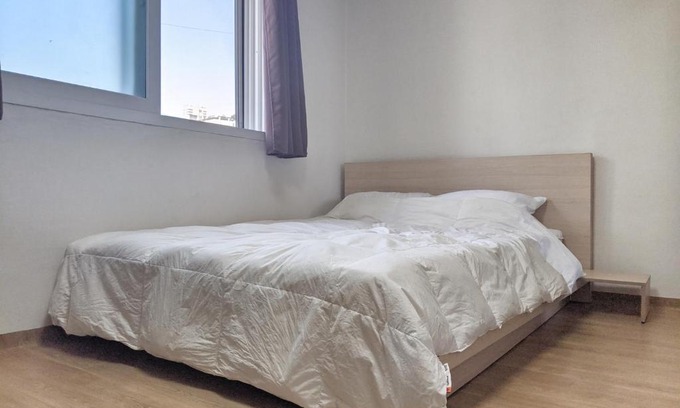 Daeheung-dong House | Sinchon Minimalist Home