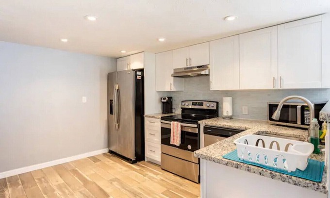 South Seminole Heights House | Single Family Home Centrally located near theme parks