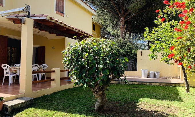 Solanas Villa | SINGLE FAMILY VILLA WITH GARDEN NEAR THE BEACH! 🏖
