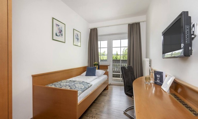 Taxham Bed & Breakfast | Single room balcony - Salzburg Hotel Lilienhof
