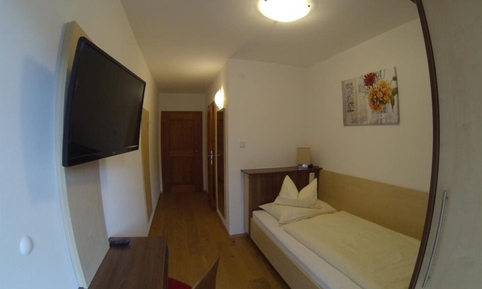 Fuschl am See Apartment | Single Room - Pension Wörndl