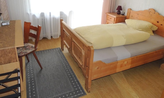 Sankt Goarshausen House | Single room, shower or bath, toilet, balcony - Hotel Café Herrmanns Mühle