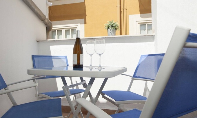 La Xerea Apartment | SingularStays Comedias III