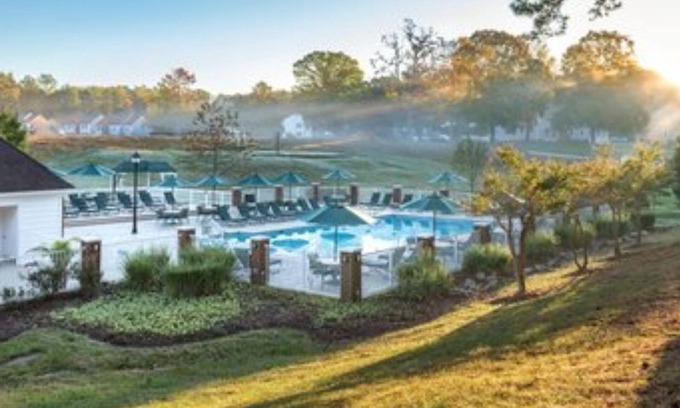 Williamsburg Resort | Sit back and relax -or- go explore Williamsburg !