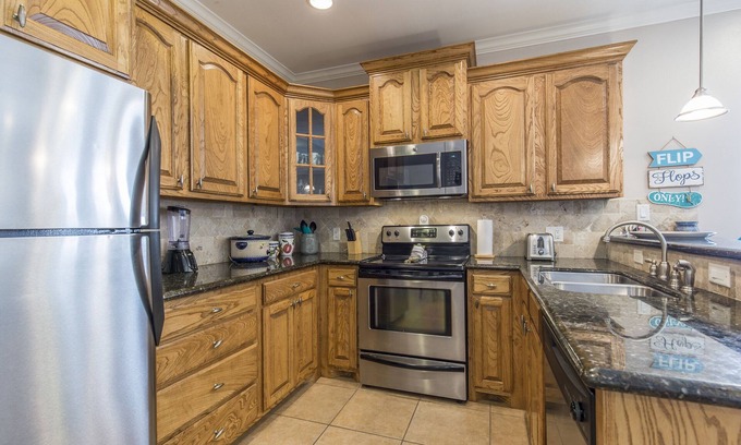 South Padre Island Condo | Sit back & relax at Garden Breeze! Affordable Rates & Close to the Beach!