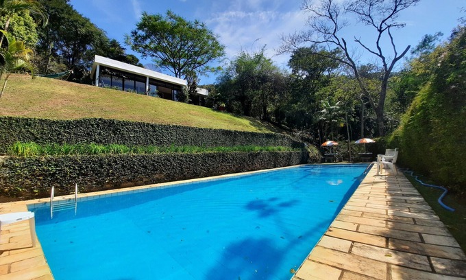 Teresopolis House | Site with panoramic views of the Atlantic forest and mountains, 10 minutes from downtown
