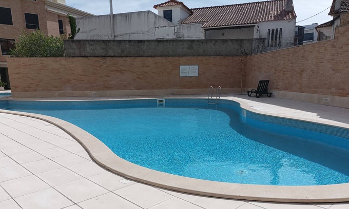 Sao Martinho do Porto House | (Sittin' On) the Dock of the Bay
