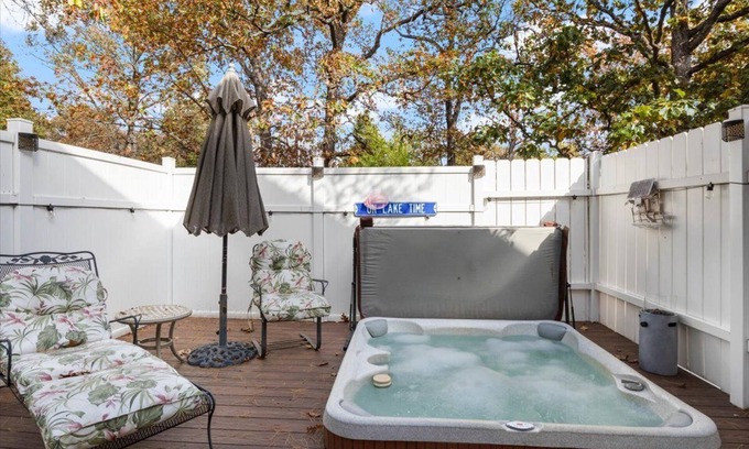 Osage Beach House | Six Suites with Hot Tubs, Private Jacuzzi Baths, Wooded Garden and Lake Access with Boat Slip