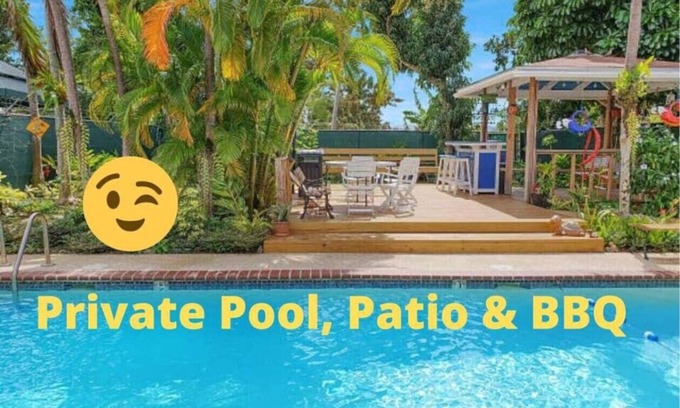 Rio Piedras Apartment | SJU Parrot & Pool Private Home