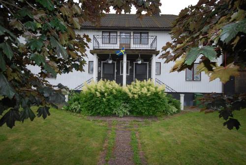Skarplinge Bed & Breakfast | Skärplinge Gästis B&B