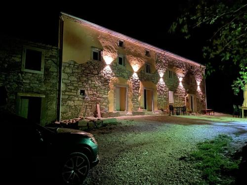 Kozljak House | Skalameri