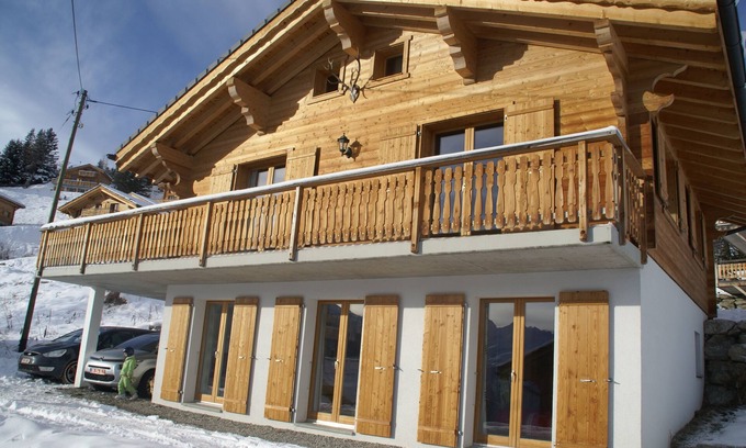 Vex Ski Chalet | Ski Chalet in very nice close to ski slopes - 4 bedrooms, 3 bathrooms