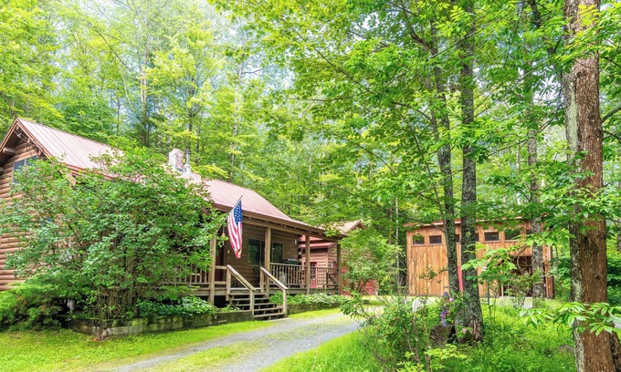 Bethlehem Cabin | "Ski, Hike, Mountain Bike - Pets Welcome!"