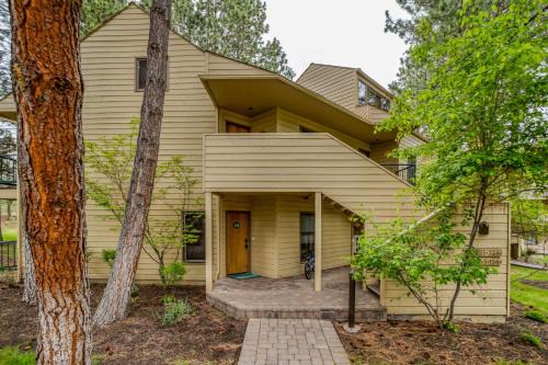 Century West House | Ski House 155 - Meredith Lodging
