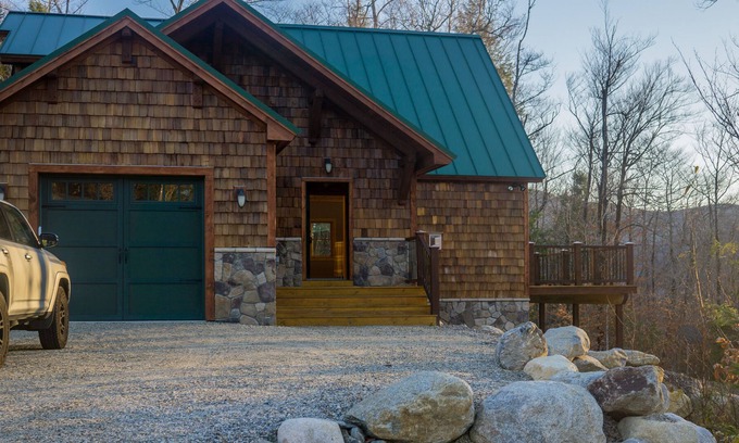 Sunday River Area Cabin | Ski House 3 minutes to lifts Sunday River Slope Views