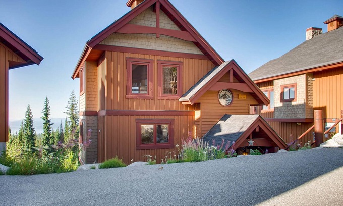 The Forest House | Ski-in/out home with private hot tub & great location by Village