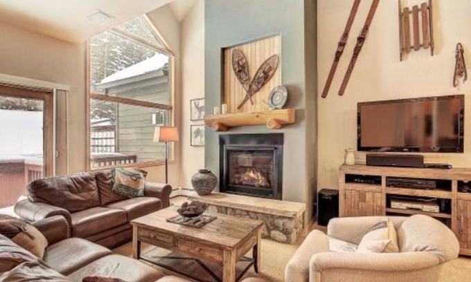 Peak 8 Ski Chalet | Ski In-Out to 4 Oclock Run Breck! Private Hot Tub