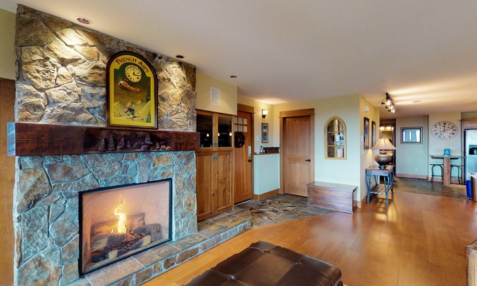 Big White Ski Resort House | Ski-in/ski-out condo with private hot tub, WiFi, fireplace, & private grill