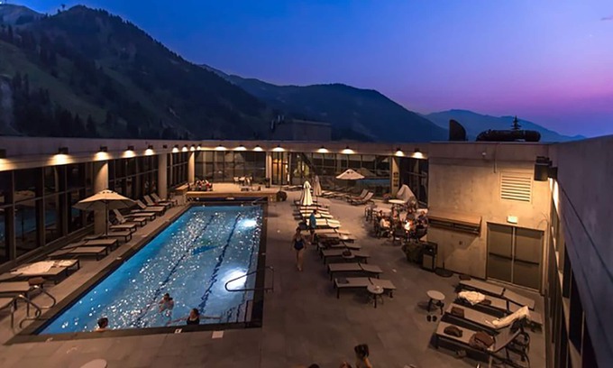 Salt Lake Mountain Resorts Resort | SKI-IN/SKI-OUT CLIFF CLUB + AMENITIES, 2-BEDROOM HOT TUB SUITE