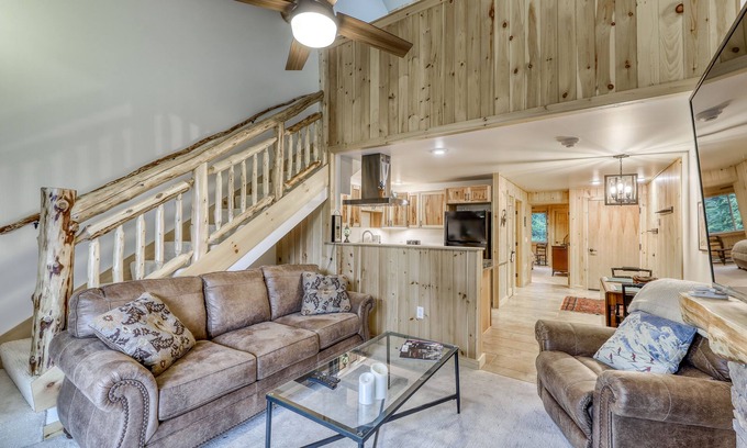 Warren Condo | Ski-In/Ski-Out Condo w/Shared, Seasonal Pool, Fast WiFi, Gas Fireplace, & Loft