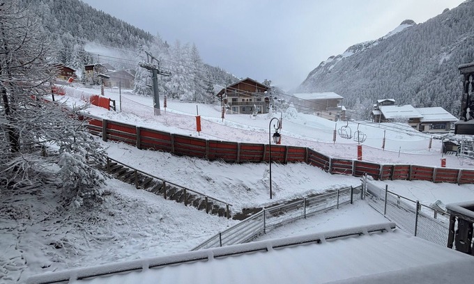 Valfrejus Apartment | Ski studio at the foot of the slopes Valfréjus ski resort