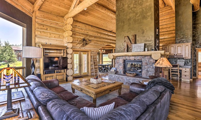 Silvercreek House | Skiing & Hiking Access: Spacious Granby Cabin!