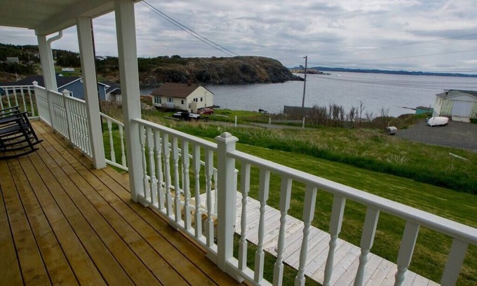 Twillingate House | Skipper Tom's Summary