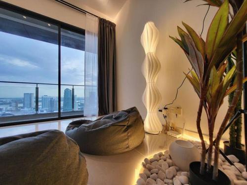 Central District Apartment | SKS Pavilion Ultimate Skyline w Bathtub 3 BR, 6 Pax