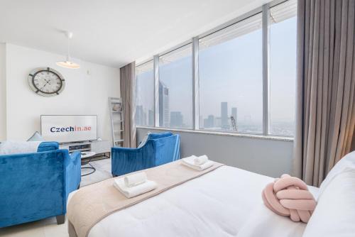 Bur Dubai Apartment | Skyline Studio DIFC Iconic View by Czech-In