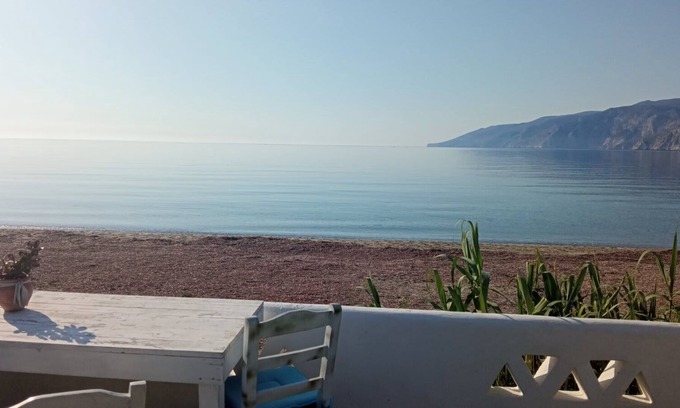 Skiros Condo | Skyros Quad on the Sea, Your Beachside Haven